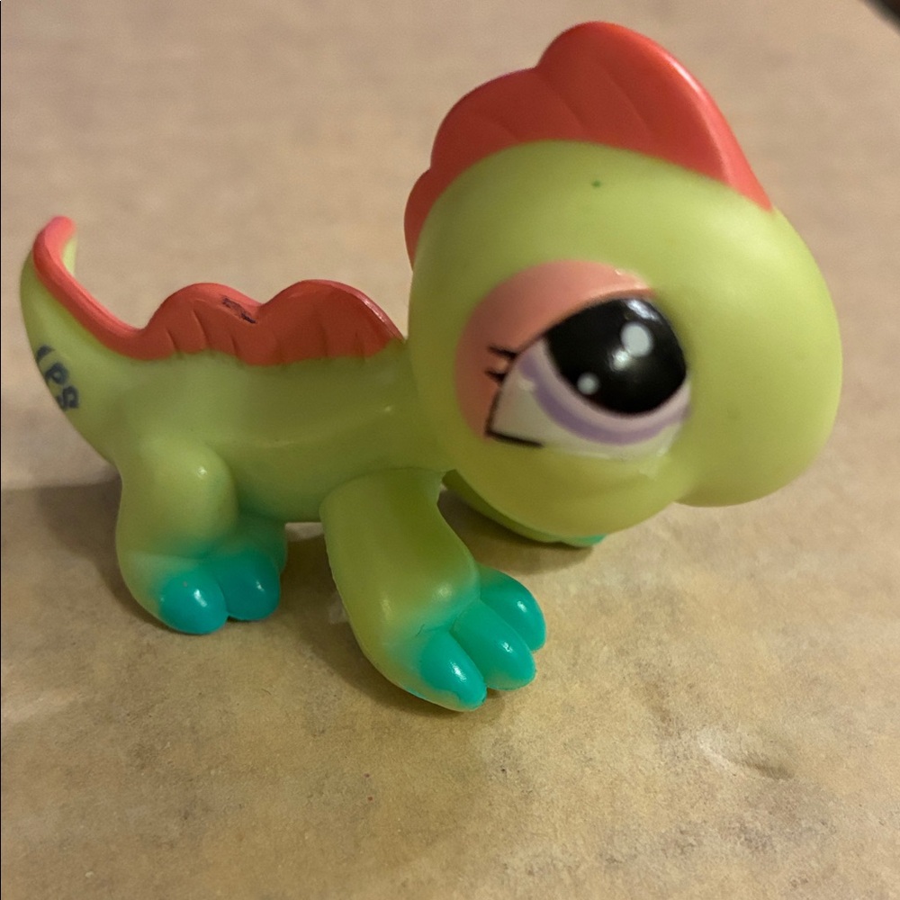 Hasbro Littlest Pet Shop Iguana Bobble head #1861 LPS Toy